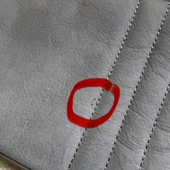 Marc by MARC JACOBS Light Grey Leather + Suede Shoulder/Crossbody Handbag - Picture 12 of 15